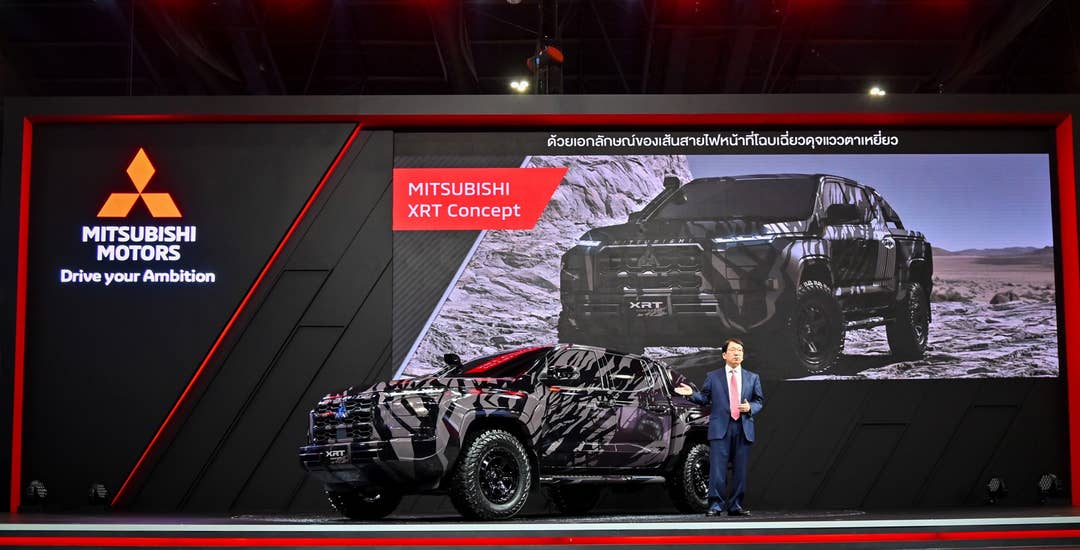 https://www.mitsubishi-motors.co.th/content/dam/mitsubishi-motors-th/images/site-images/news-activity/mar-2023/mitsubishi-xrt-concept-motor-show-2023/mitsubishi-xrt-concept-motor-show-2023-3.jpg?width=1080&auto=webp&quality=70
