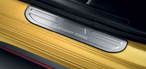 SCUFF PLATE MITSUBISHI LOGO