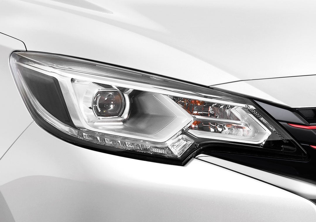 Bi-LED PROJECTOR HEADLAMPS WITH LED DAYTIME RUNNING LIGHTS