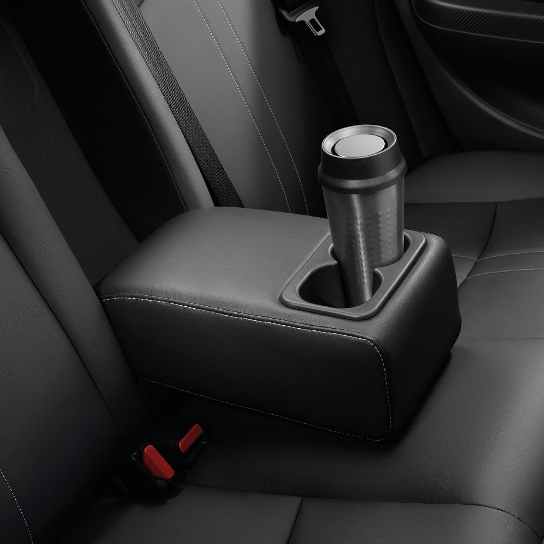 Rear center armrest with cup holders