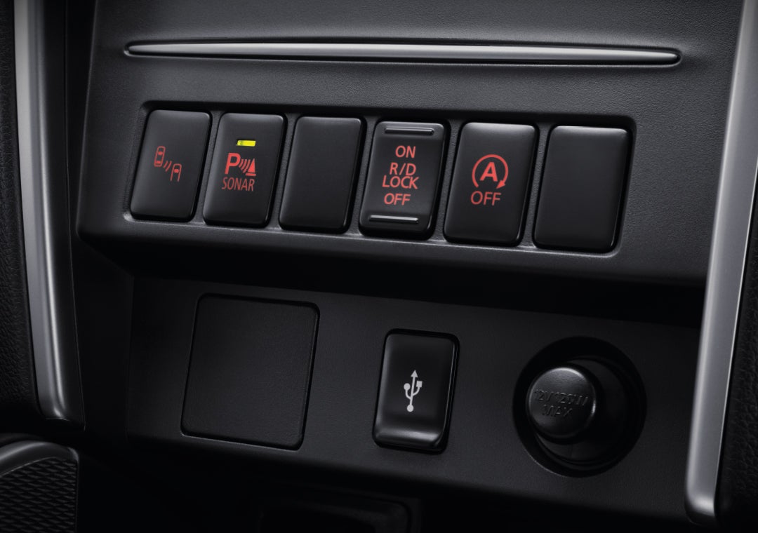 12-VOLTS ACCESSORY POWER SOCKET