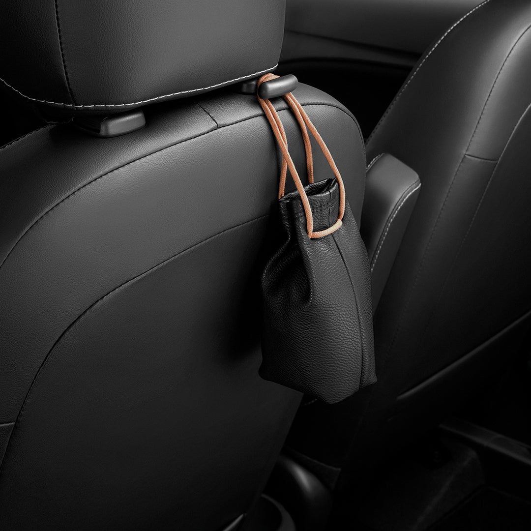 CONVENIENCE HOOK AT FRONT SEATS