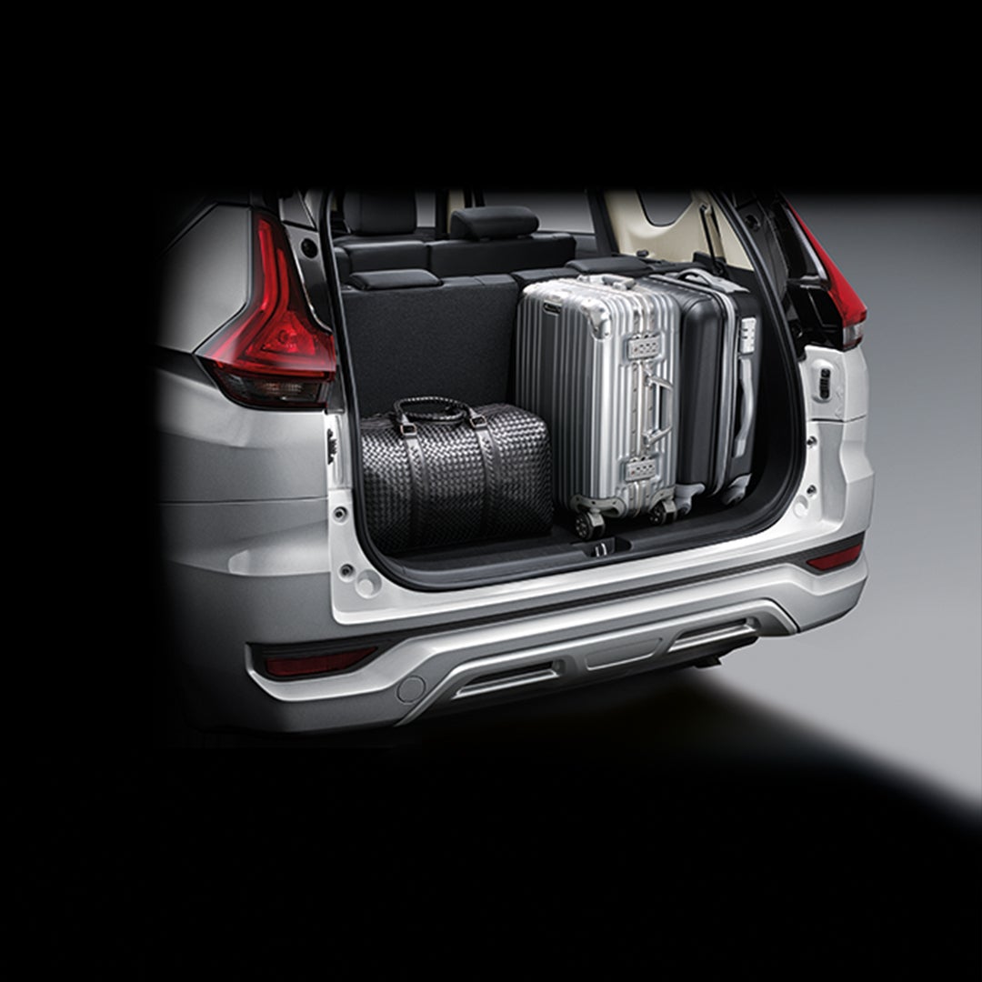 REAR CARGO UTILITY SPACE