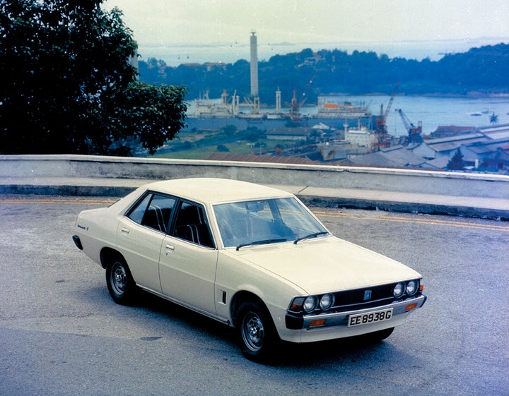 The third generation Galant goes into production.